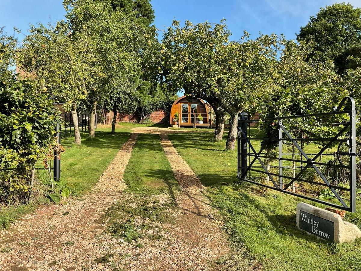 Secluded Cosy Luxury Pod With Wood Fired Hot Tub Hotel Шрусбъри Екстериор снимка